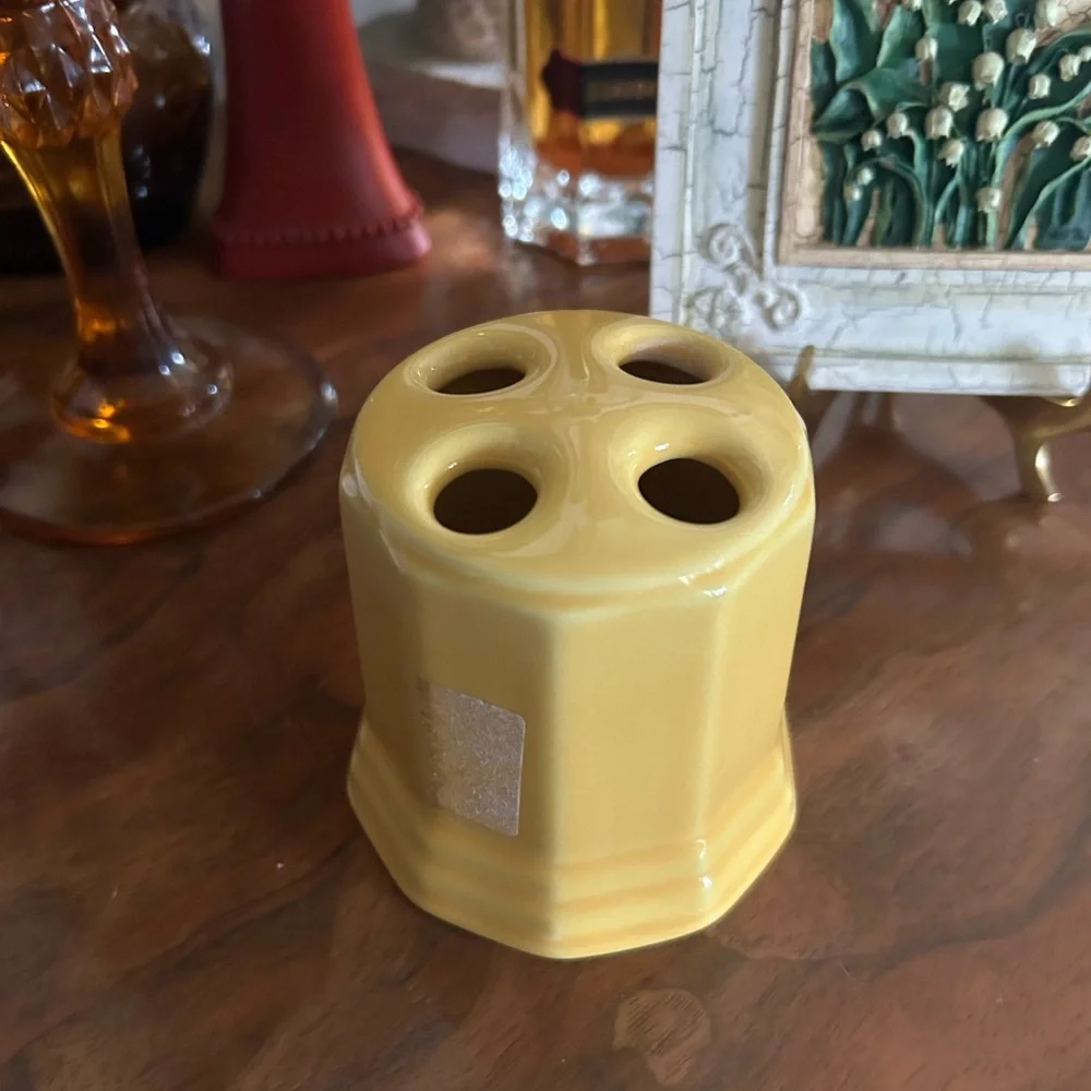 Vintage Pfaltzgraff Yellow Toothbrush Holder